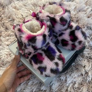 JESSE BOW II LEOPARD